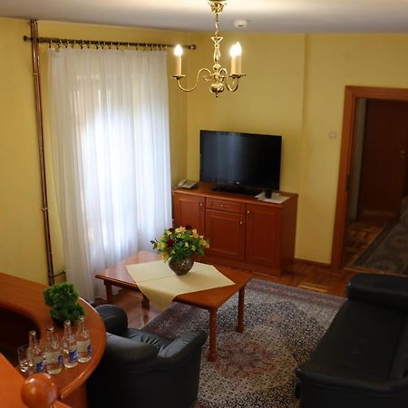 Hotel Rytwiany Palac מראה חיצוני תמונה