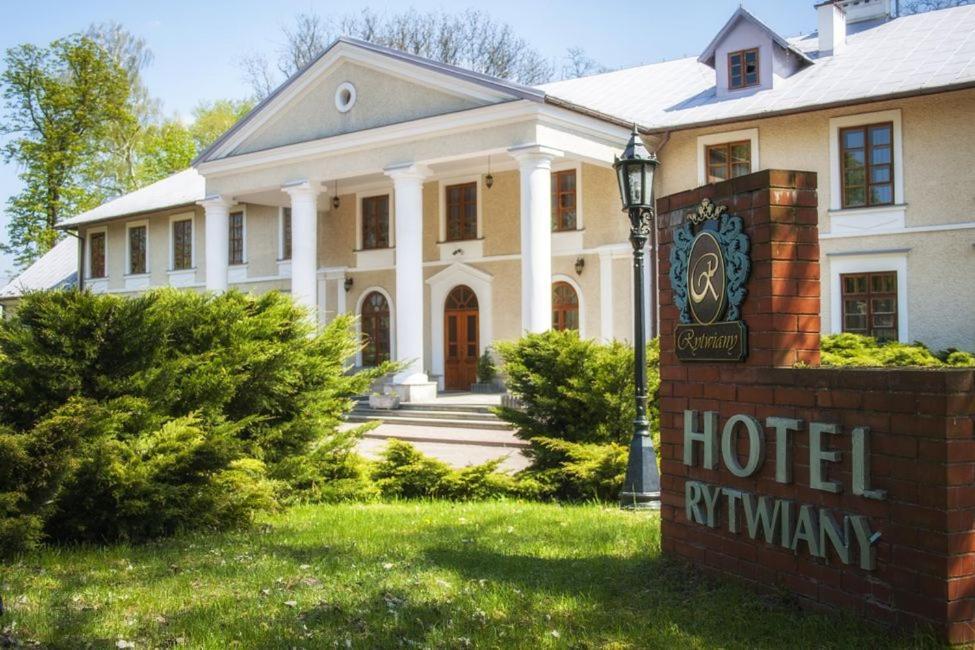 Hotel Rytwiany Palac מראה חיצוני תמונה