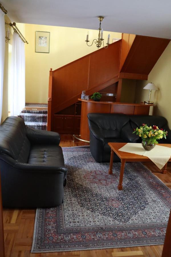 Hotel Rytwiany Palac מראה חיצוני תמונה