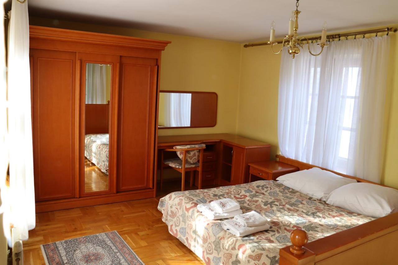 Hotel Rytwiany Palac מראה חיצוני תמונה